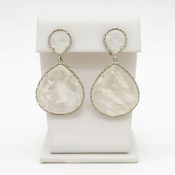 Kendra Scott Earrings - Picture 1 of 8